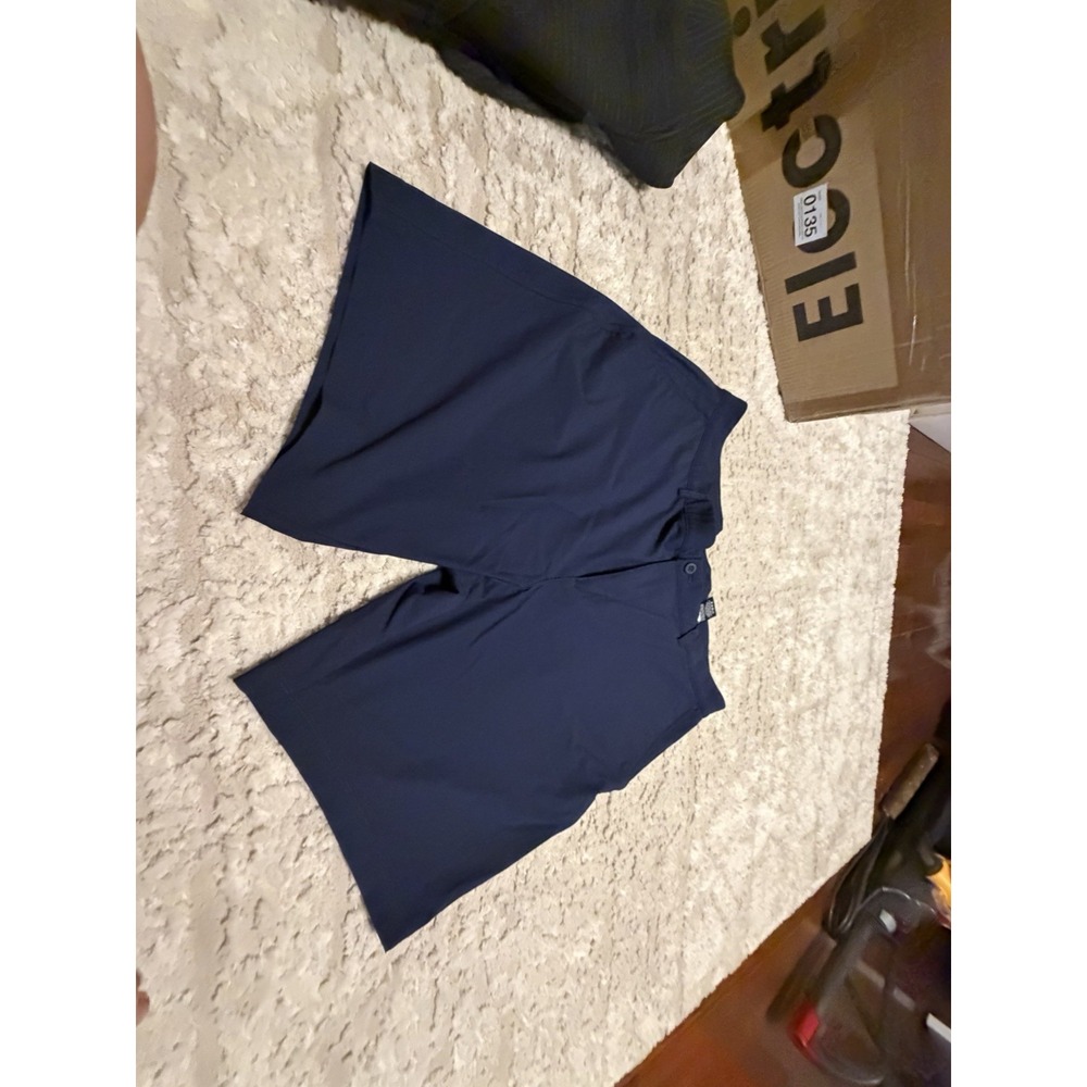 Mens 38 Greg Norman Navy Shorts